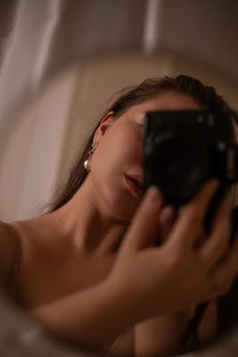 Inès, 25